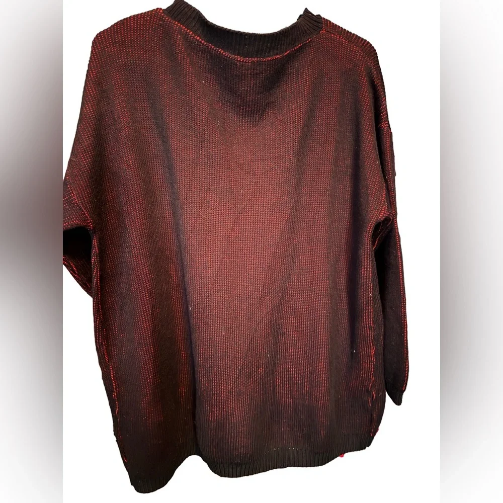 VTG Black and Red Roses Sweater - Picture 2 of 3